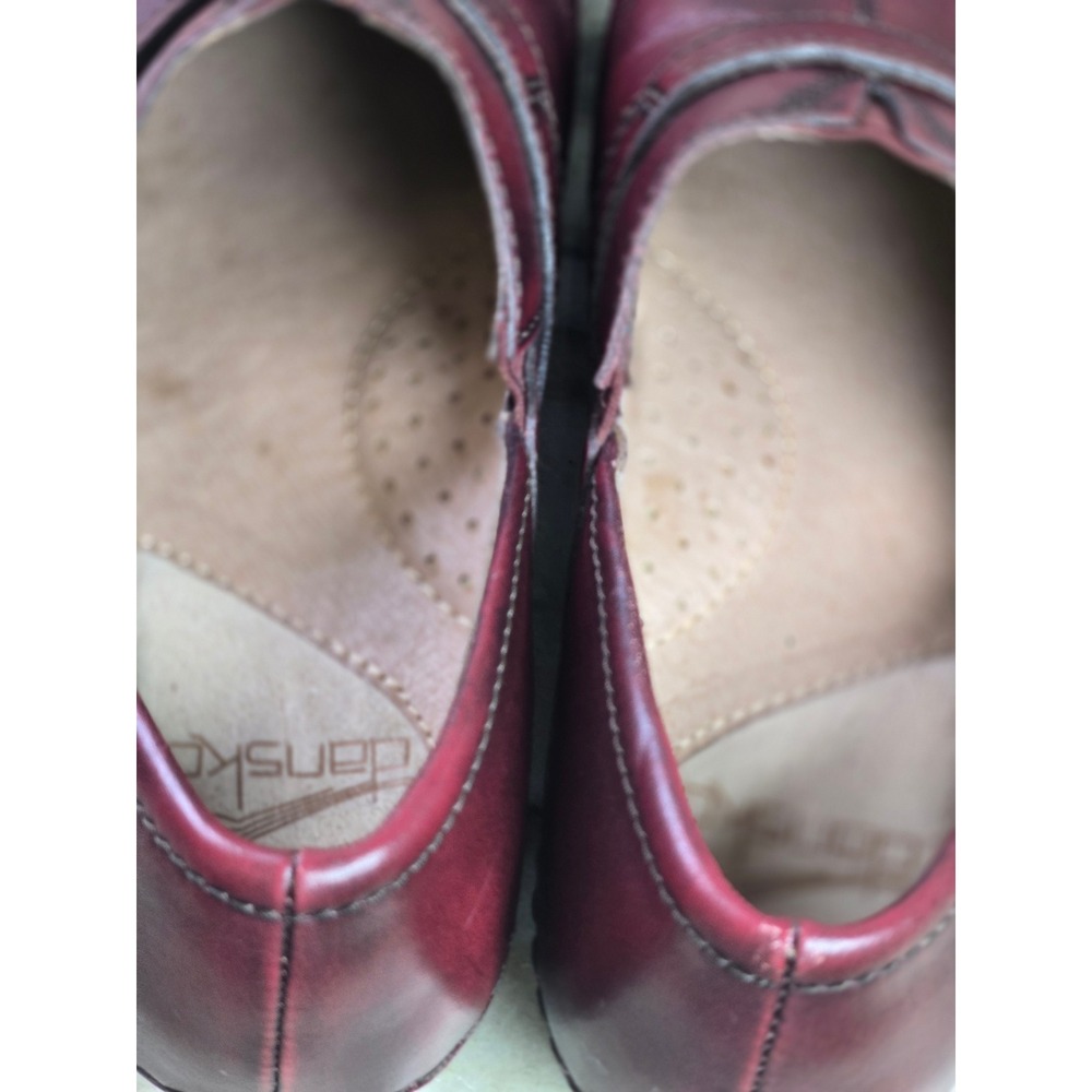 Dansko Burgundy Red Burnished Leather Clogs Button Strap Block Heel 37 Work - Picture 9 of 11